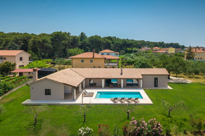 Villa Marialba with pool near the center of Pula, Istria, Croatia Pula