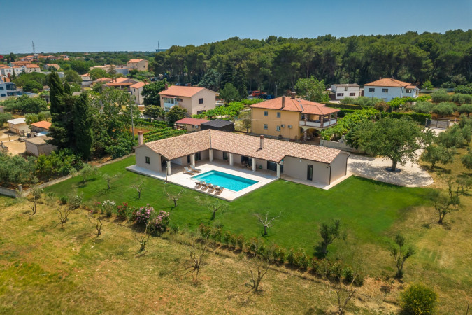 Villa Marialba with pool near the center of Pula, Istria, Croatia Pula