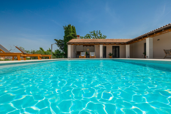 Exterior, Villa Marialba with pool near the center of Pula, Istria, Croatia Pula